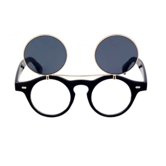 Tortoise flip up sunglasses 🕶  All eyewear 3 for $30 - Picture 2 of 2